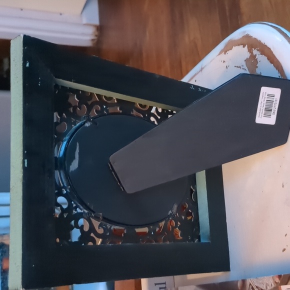 Pier1 Filagree Embellished Frame - Picture 5 of 8